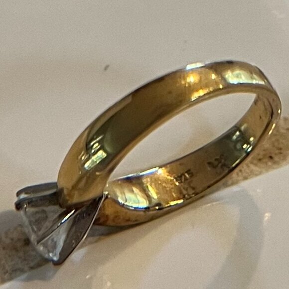 Vintage Sterling Silver Gold Plated Solitaire Ring with Cubic Zirconia, Size 5 - Picture 7 of 7